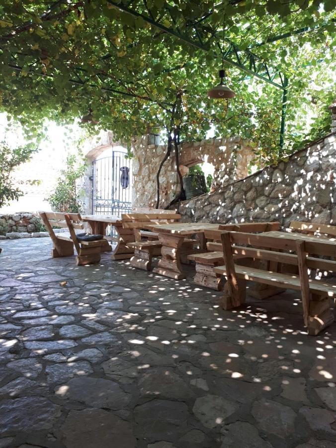 Apartments With A Parking Space Ivan Dolac, Hvar - 8753 المظهر الخارجي الصورة