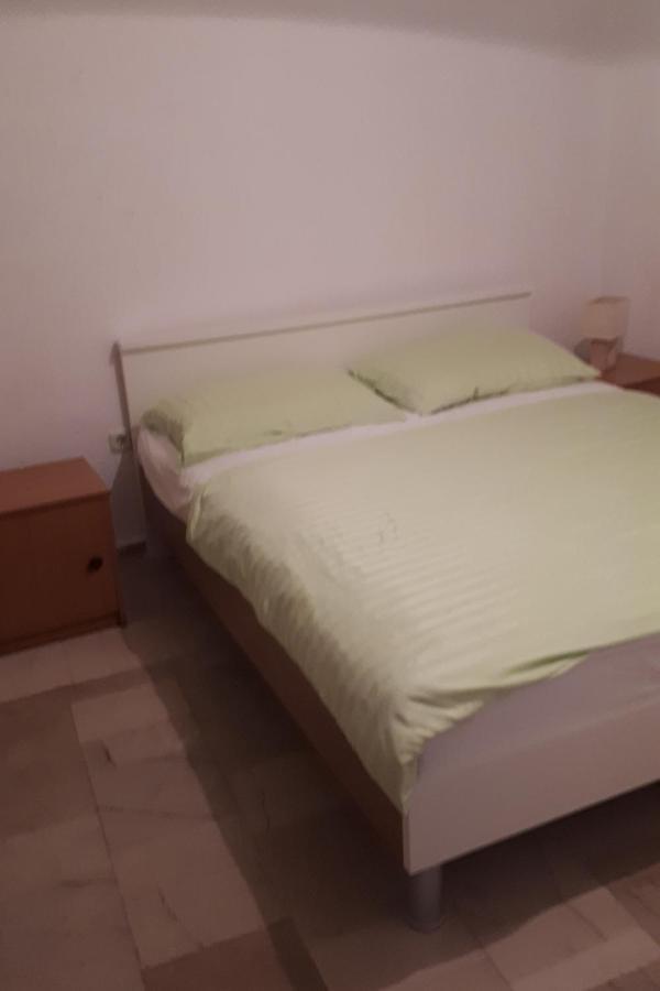 Apartments With A Parking Space Ivan Dolac, Hvar - 8753 المظهر الخارجي الصورة
